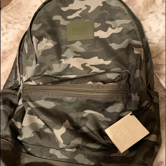 VS PINK CAMO Suitcase + backpack + jacket 🧳🎒🧥 - Picture 7 of 8